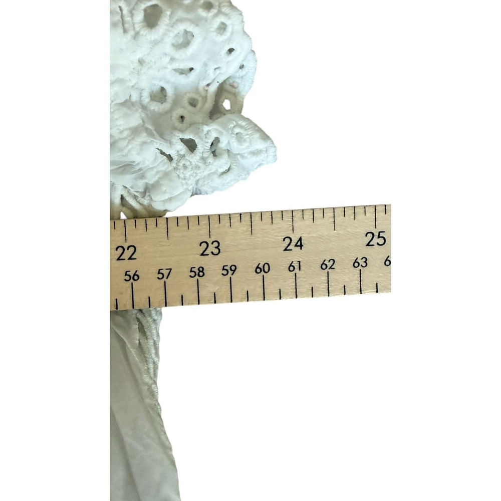 JOHNNY WAS Vara White Embroidered Eyelet Blouse M Cupra Rayon Boho Floral Top - Picture 7 of 8